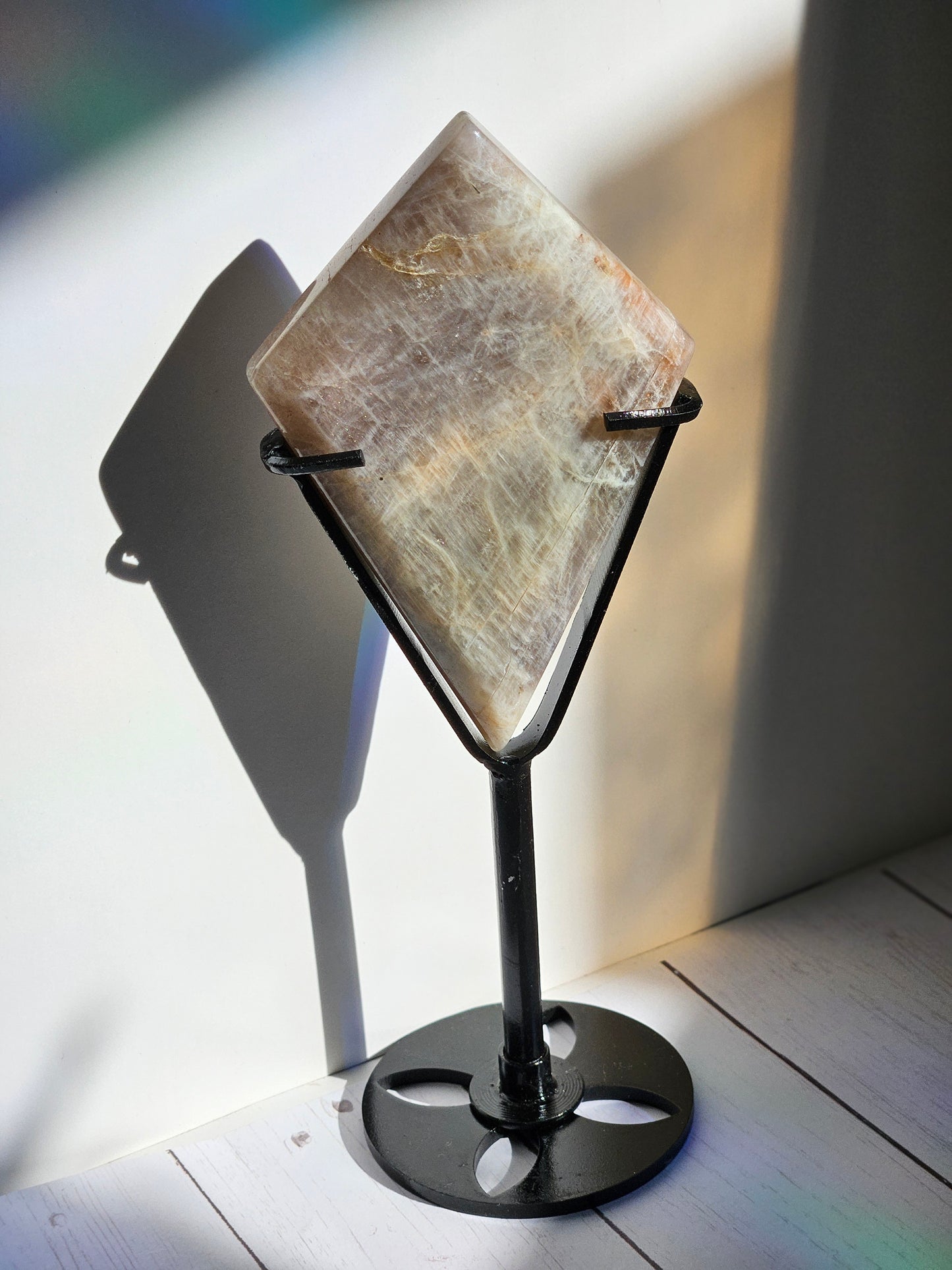 Diamond Carving with stand